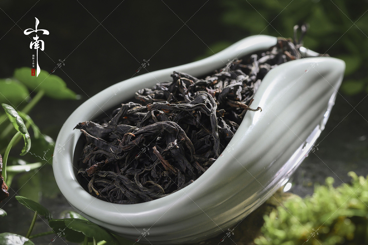 《森林红》红茶拍摄案例（图ZMjQ3MTU5NzI0） - 产品摄影 - 站酷设计师山南摄影原创素材 - 站酷ZCOOL