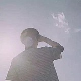 初旧i的头像
