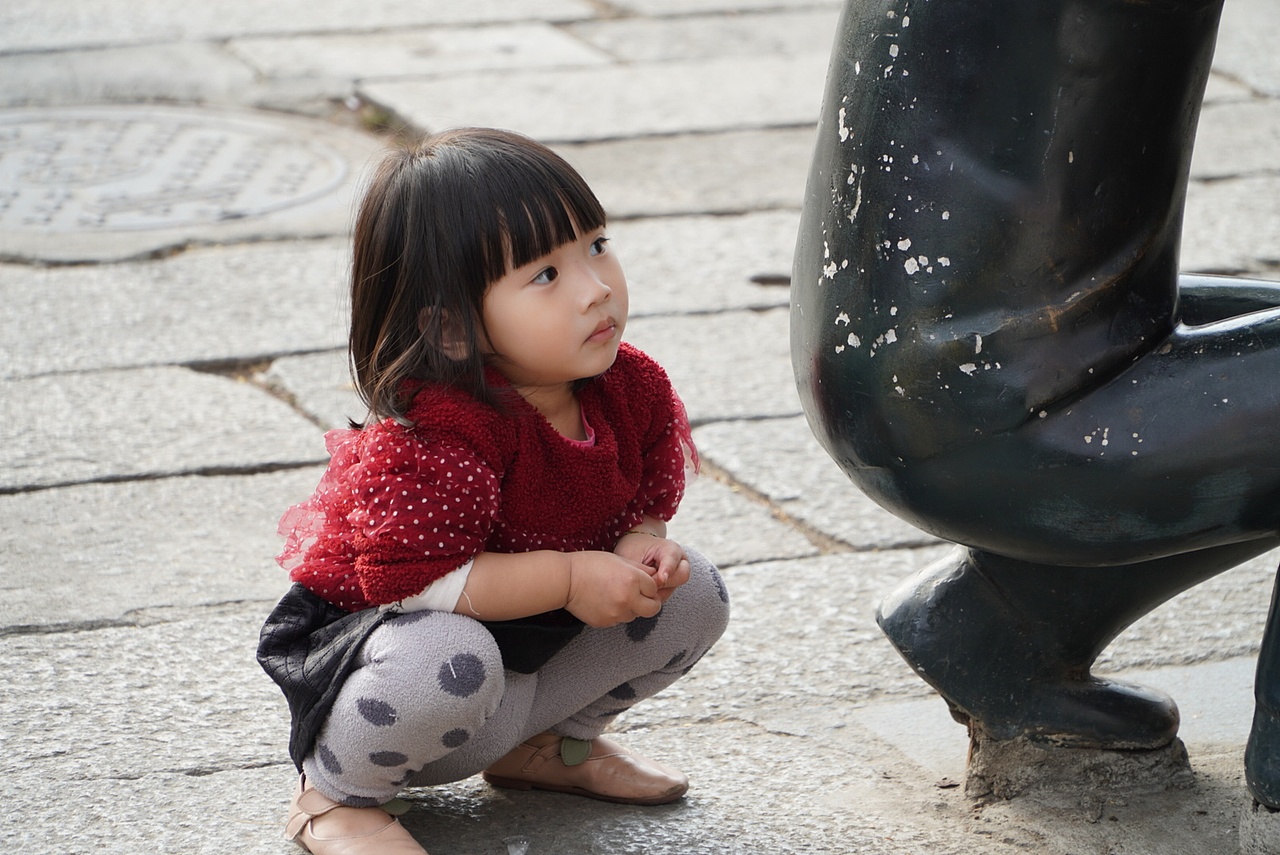 可爱的小女孩（图ZMjE1NjYxMTEy） - 人像摄影 - 站酷设计师好帅的山楂原创素材 - 站酷ZCOOL