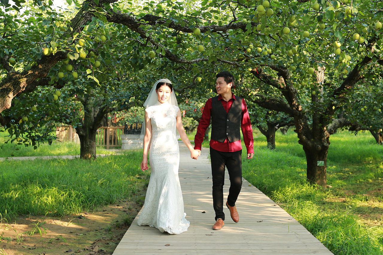 楠楠细语 伟伟道来（爱情甜蜜记之婚纱照来一波嘻嘻~）（图ZMTI5ODgzMjg0） - 人像摄影 - 站酷设计师小丁当原创素材 - 站酷ZCOOL