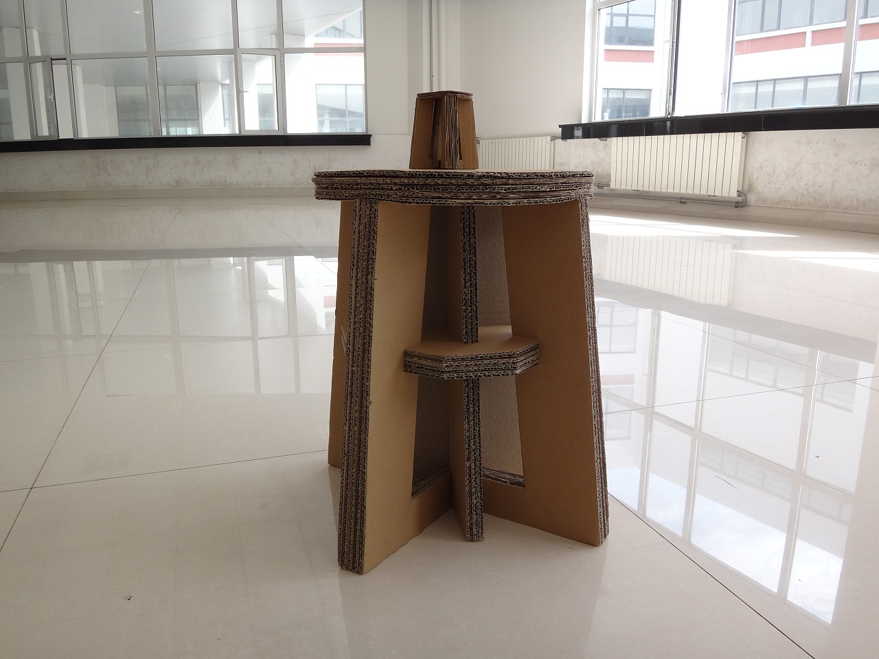 瓦楞纸椅子|工业/产品|家具|L迷TT - 原创作品 - 站酷 (ZCOOL)