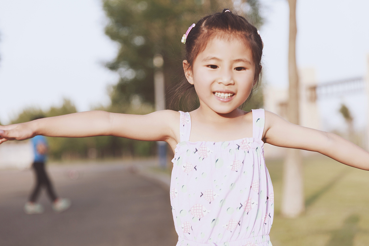 又见哈里和笑笑