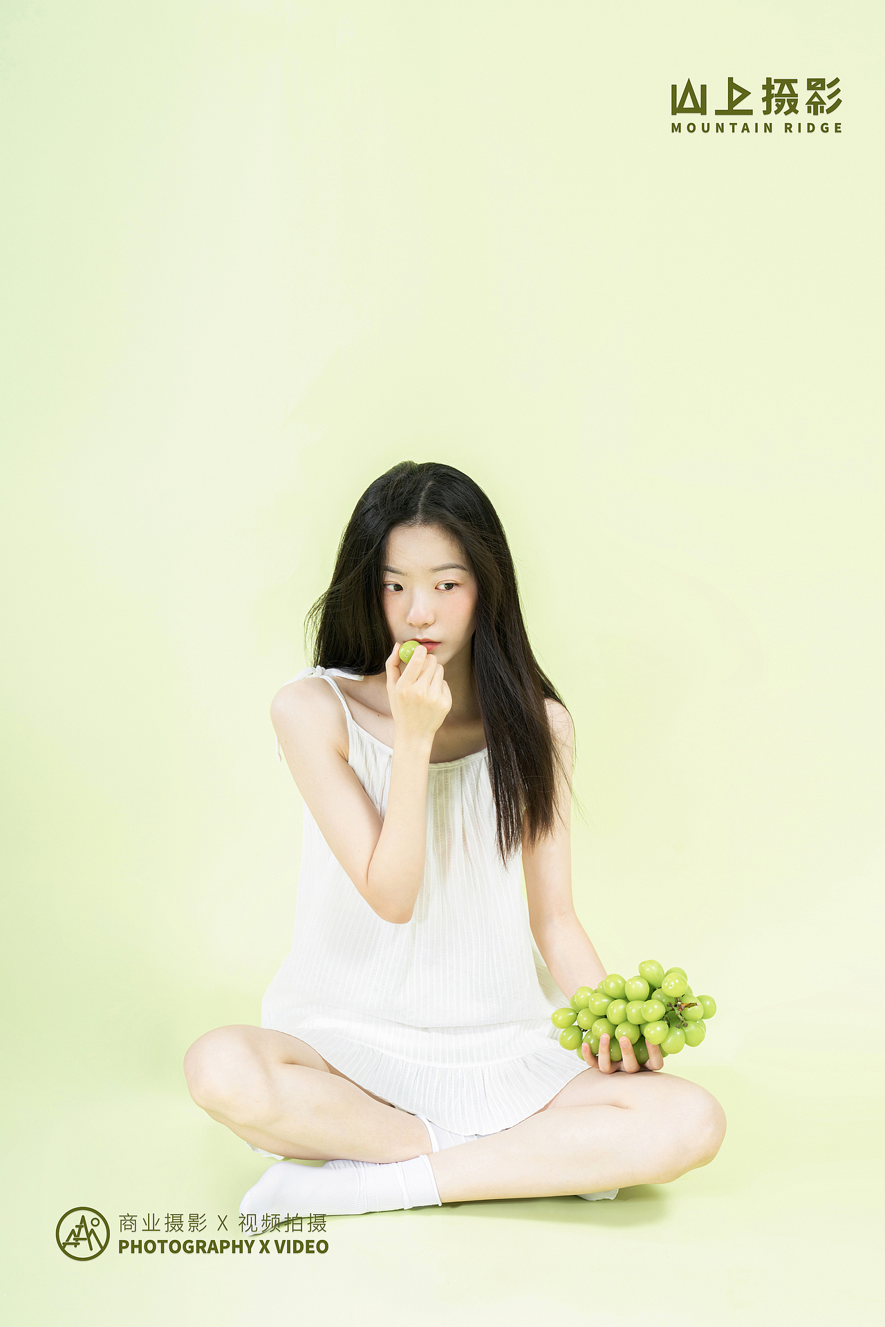 青葡萄味道的夏末时光 人像写真（图ZMjY5MTI4NTY0） - 人像摄影 - 站酷设计师山上摄影原创素材 - 站酷ZCOOL