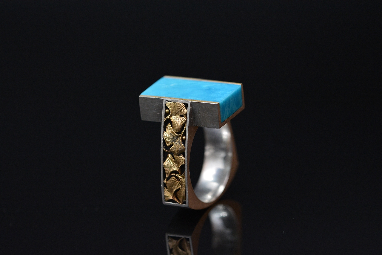 金银错银杏叶戒指 