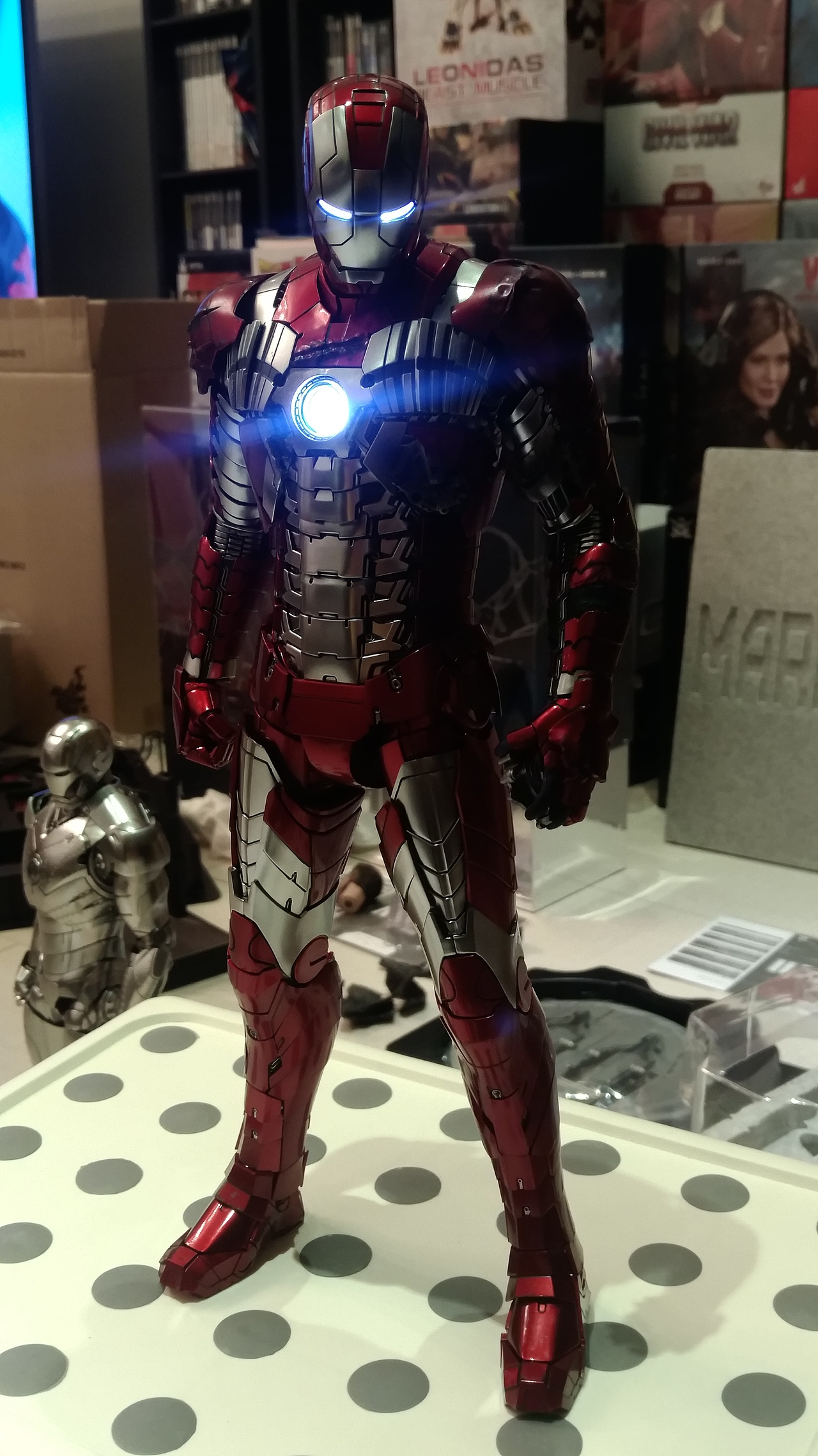 1/6钢铁侠mk5 电影人偶