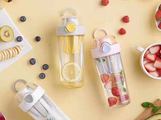 果味摇摇杯（个人主页-ZNTUyNDY2MzY=） - 生活用品 - 站酷设计师上海榛硕家居设计原创素材 - 站酷ZCOOL