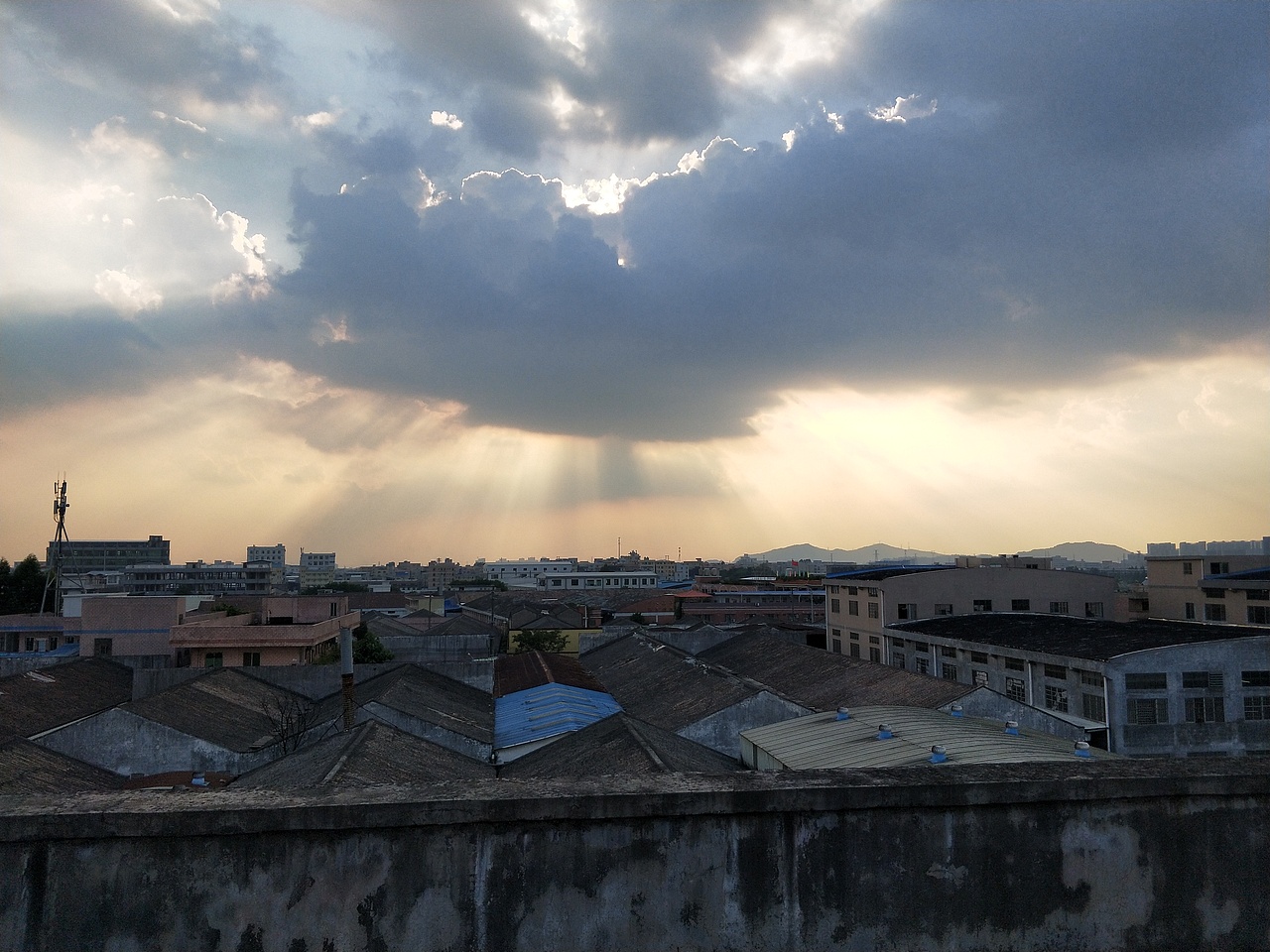 圣光与你同在（图ZMTIyMjg0ODcy） - 风光摄影 - 站酷设计师我叫明炽原创素材 - 站酷ZCOOL