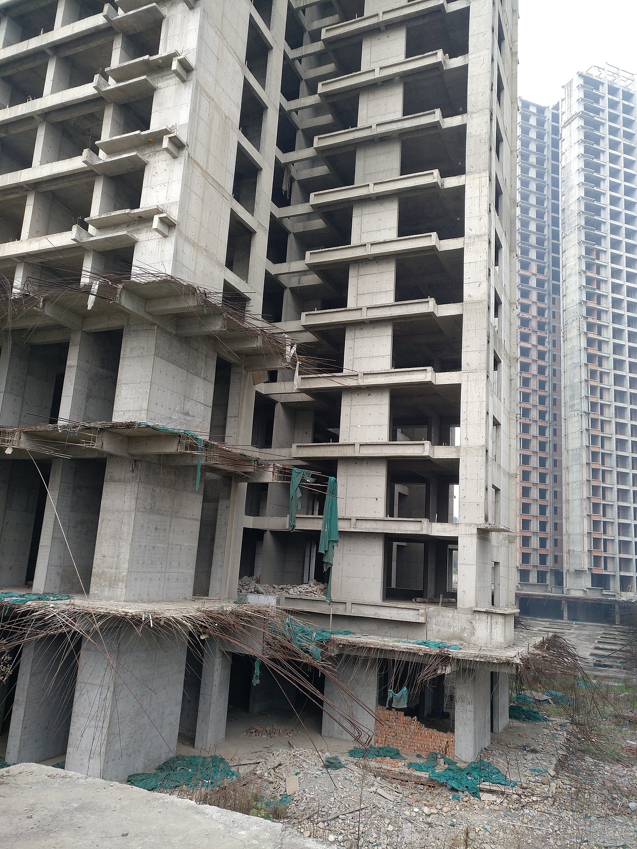 未建完的楼房（图ZNjkyMzY4ODg=） - 人文/纪实摄影 - 站酷设计师追风者1949原创素材 - 站酷ZCOOL