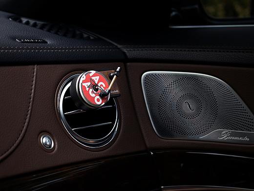 TITA-唱片机车载香薰（个人主页-ZMzgwMjQyMjQ=） - 生活用品 - 站酷设计师SOTHING向物原创素材 - 站酷ZCOOL