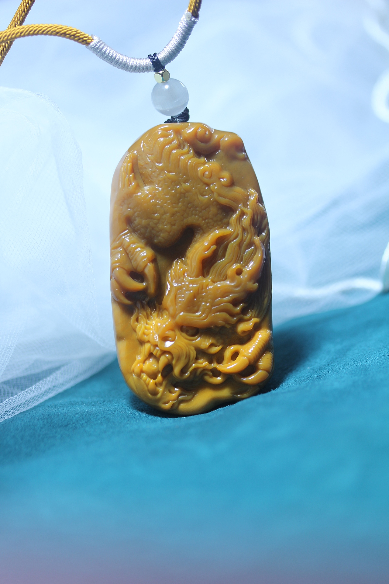 翡翠 双龍 黄色　ペンダント 翡翠 双龍 黄色 ペンダント 龍が祝福をもたらす】黄龍翡翠ペンダント