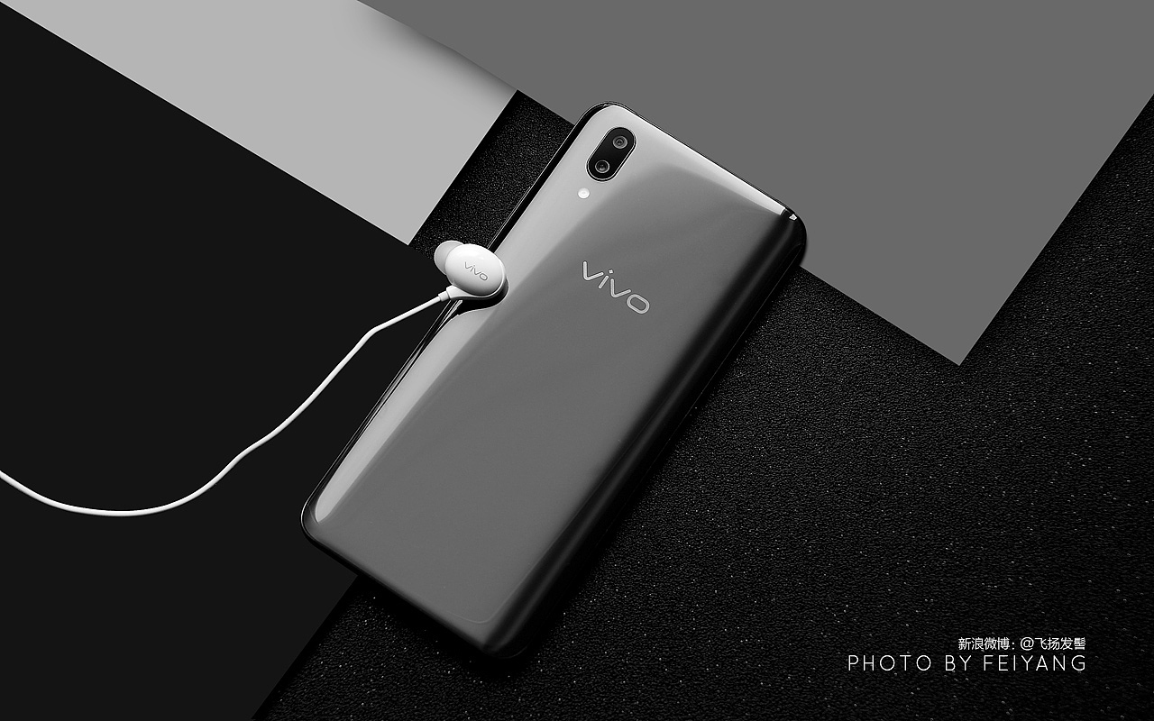 冰钻黑版vivo X21 屏幕指纹版（图ZMTA5NTA1MjY4） - 产品摄影 - 站酷设计师飞扬图说原创素材 - 站酷ZCOOL
