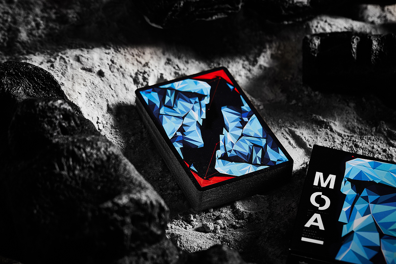 产品摄影-扑克牌-MOAI（图ZMTQ3ODA2ODAw） - 产品摄影 - 站酷设计师柏克珀紙品工作室原创素材 - 站酷ZCOOL