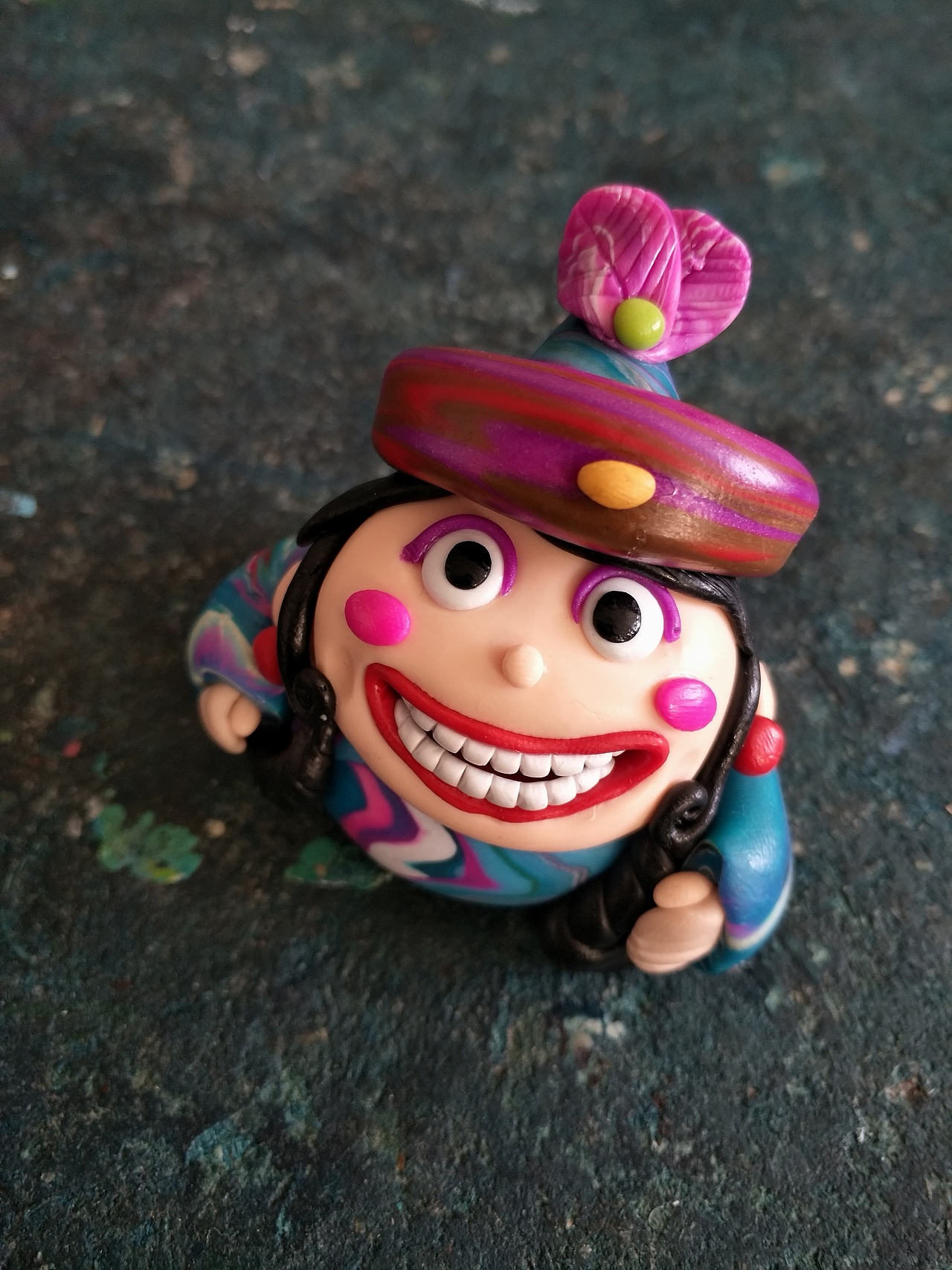 圆圆风格人偶 新疆礼物（图ZMTgzMTU2NTUy） - 工艺品设计 - 站酷设计师因啊而生原创素材 - 站酷ZCOOL