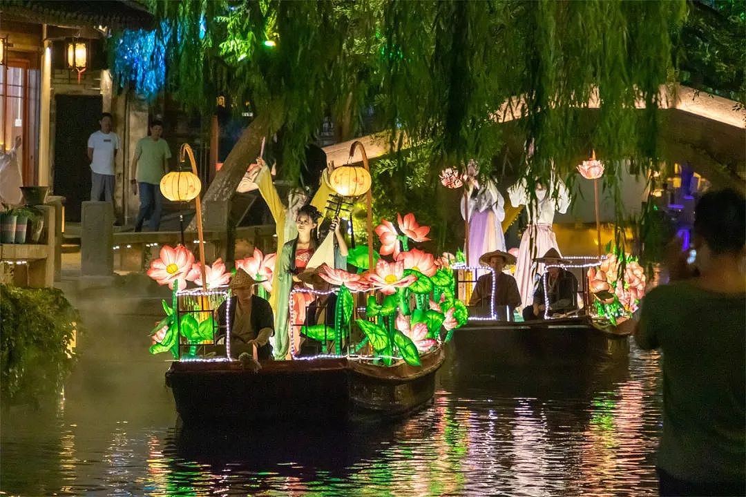 中秋花灯展（图ZMzE1OTkwMjY0） - 其他手工艺 - 站酷设计师自贡润辰彩灯原创素材 - 站酷ZCOOL