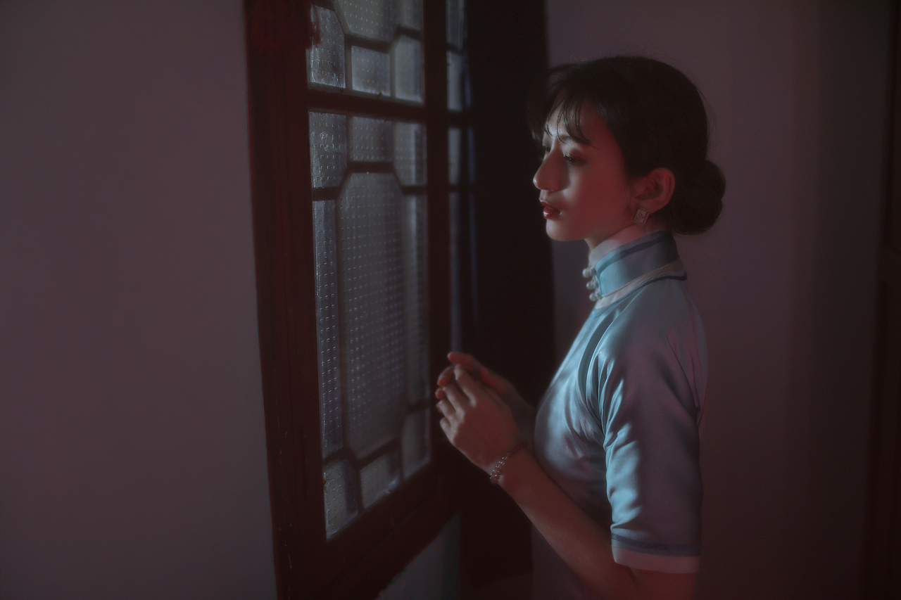 夜深沉（图ZMjM3Mzk0MzU2） - 人像摄影 - 站酷设计师藤末原创素材 - 站酷ZCOOL