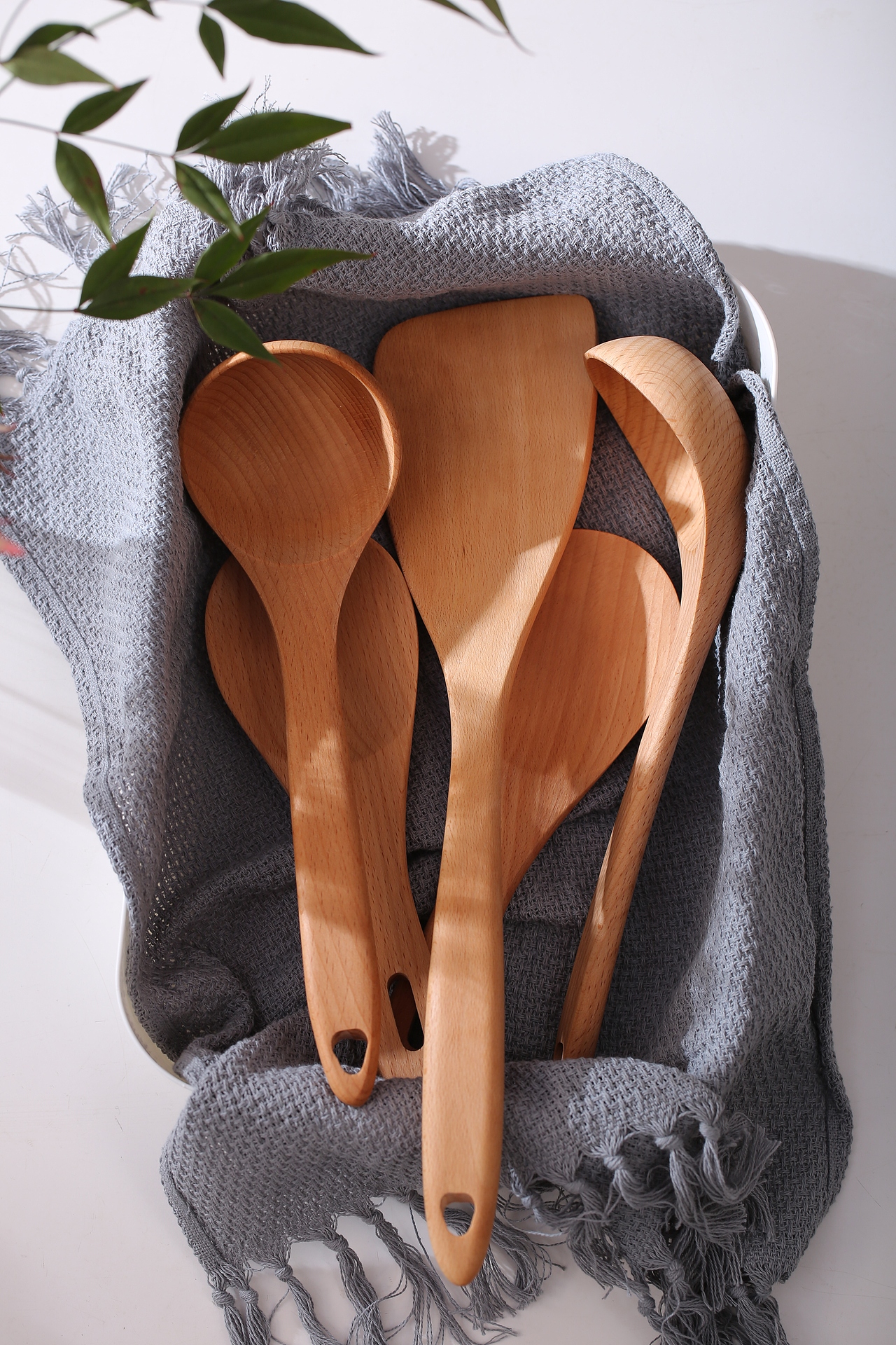 实木锅铲勺拍摄