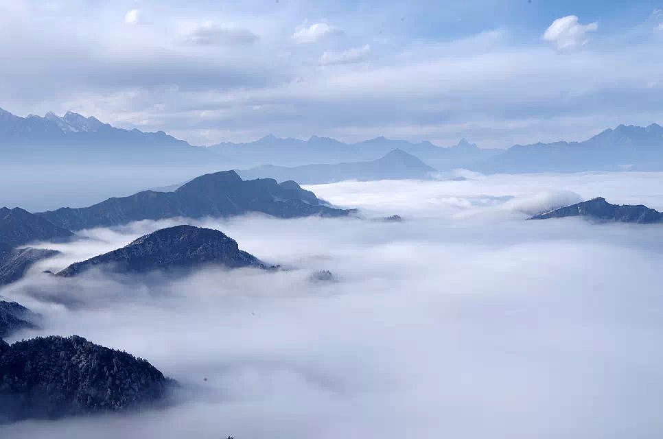 旅行摄影 云海 徒步