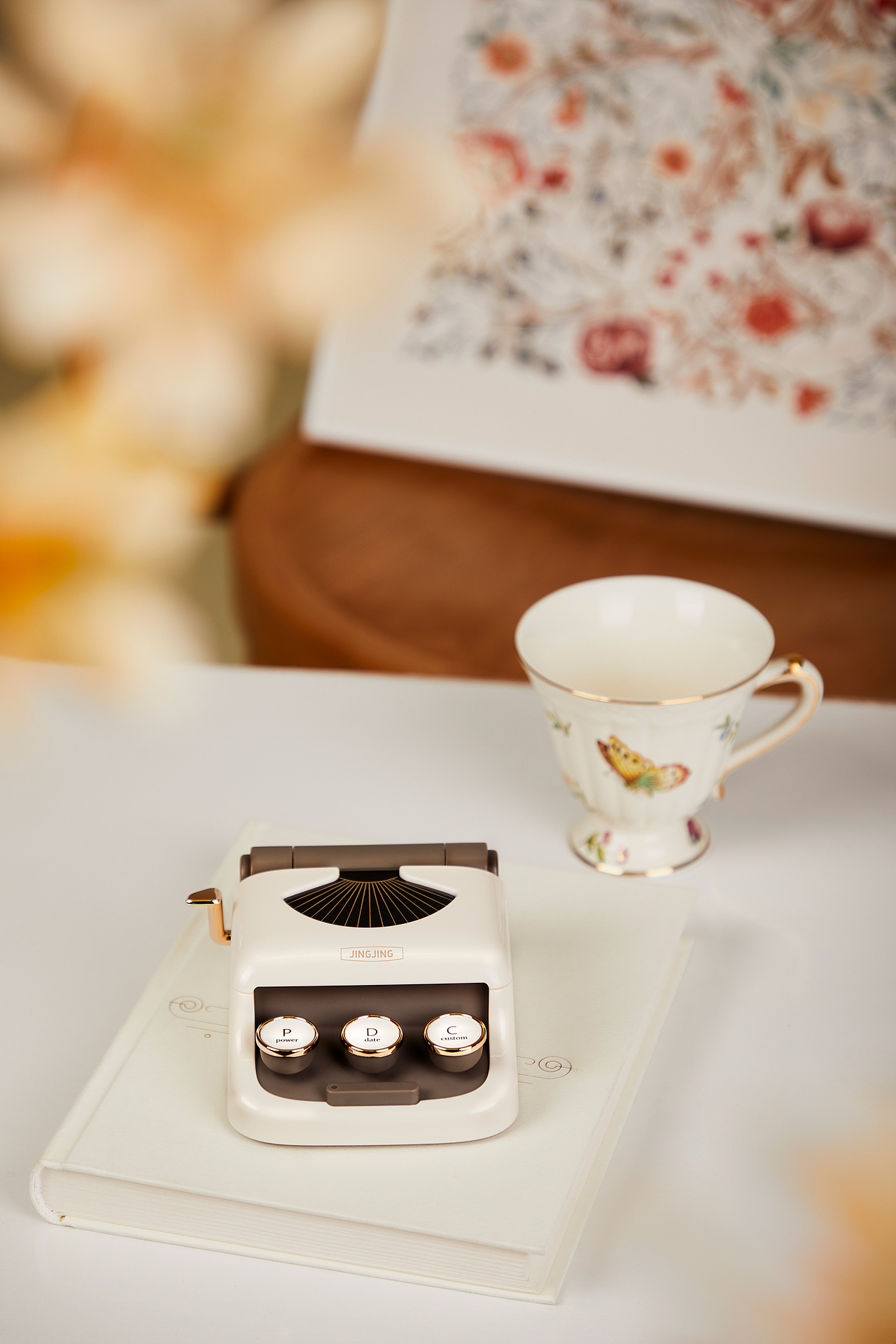 拍了一款好看又实用的标签机（图ZMzUwMzYzNTY4） - 产品摄影 - 站酷设计师摄影师_暮辰原创素材 - 站酷ZCOOL