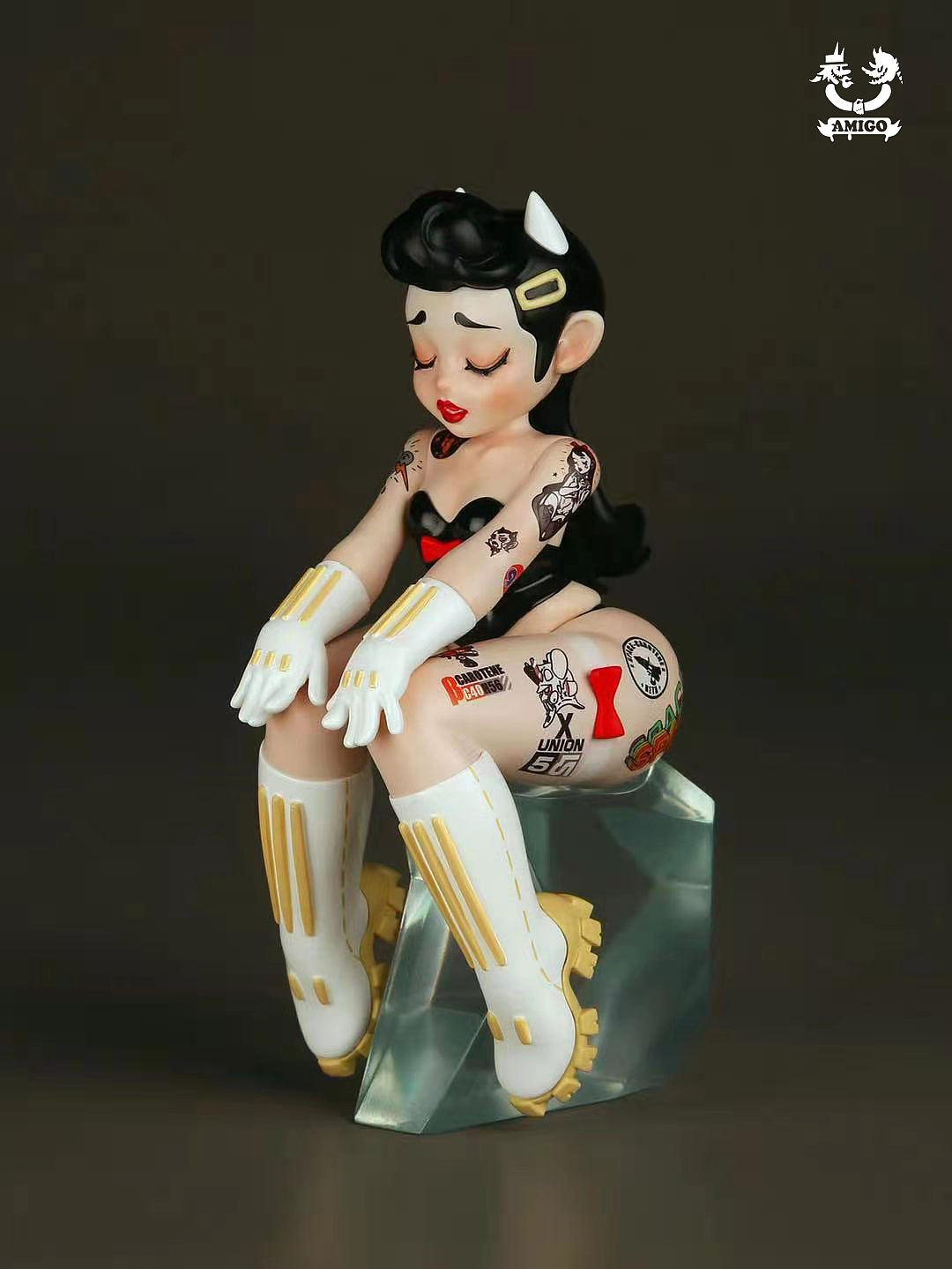 amigotoy缇娜潮流玩具设计潮玩手办模型