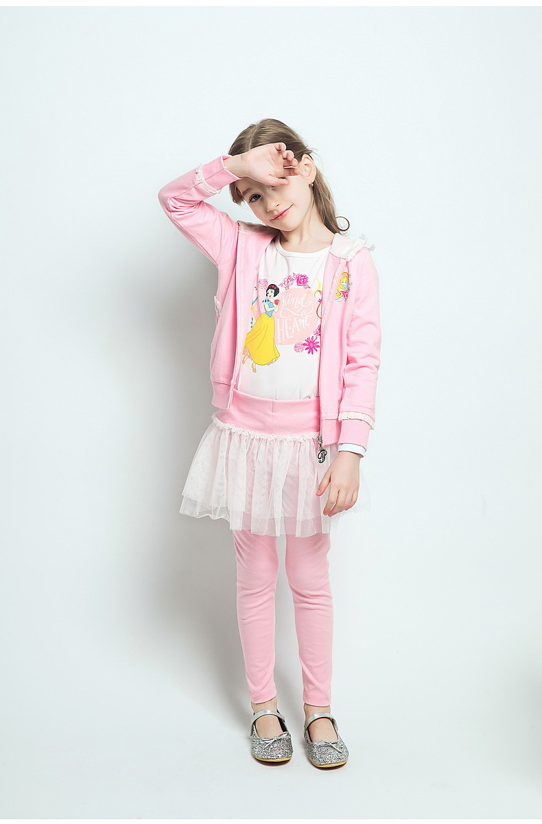 俄罗斯金发小公主