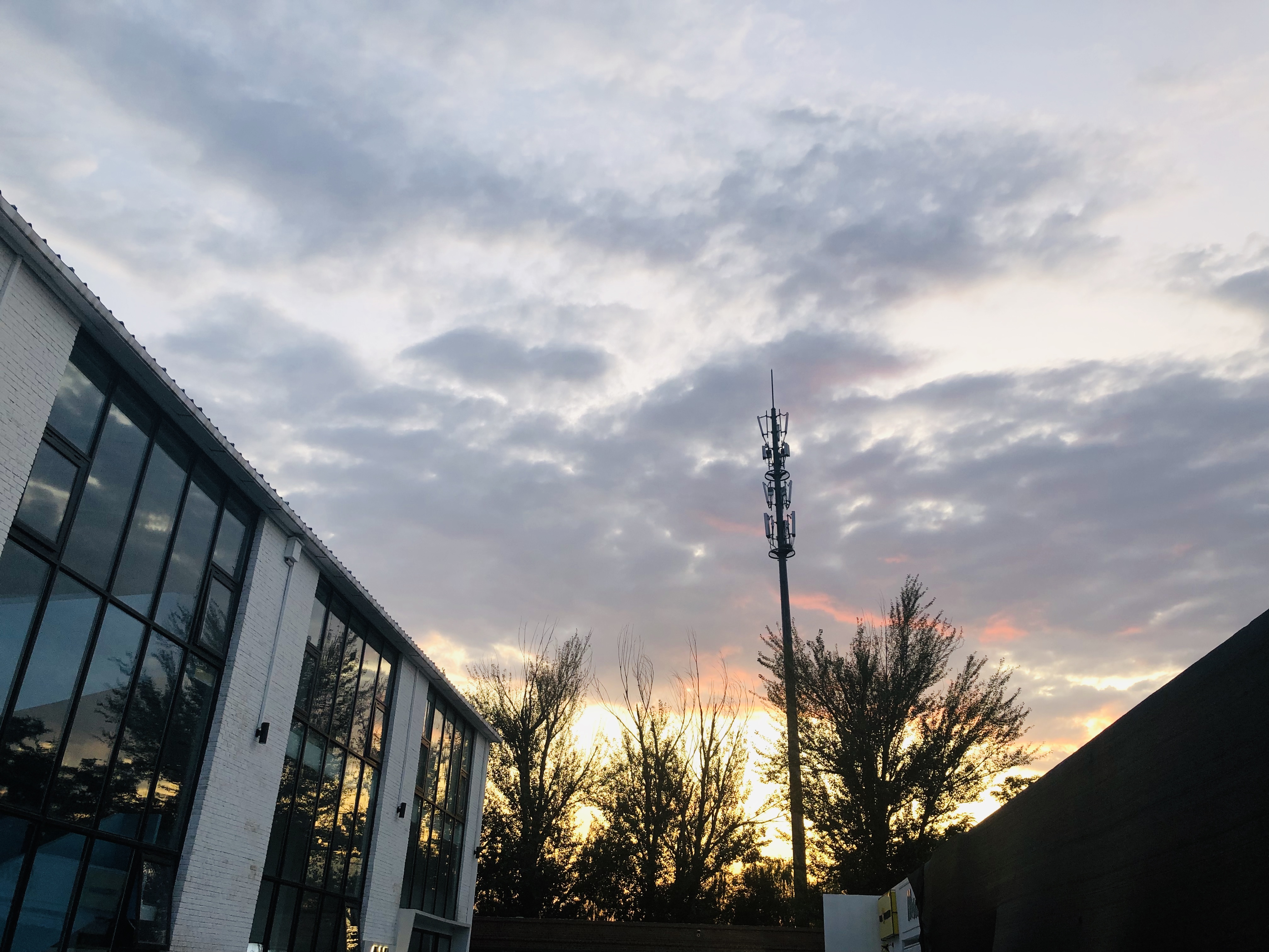 莫莫m的个人主页（封面预览） - 主页封面设置 - 站酷设计师莫莫m原创素材 - 站酷ZCOOL