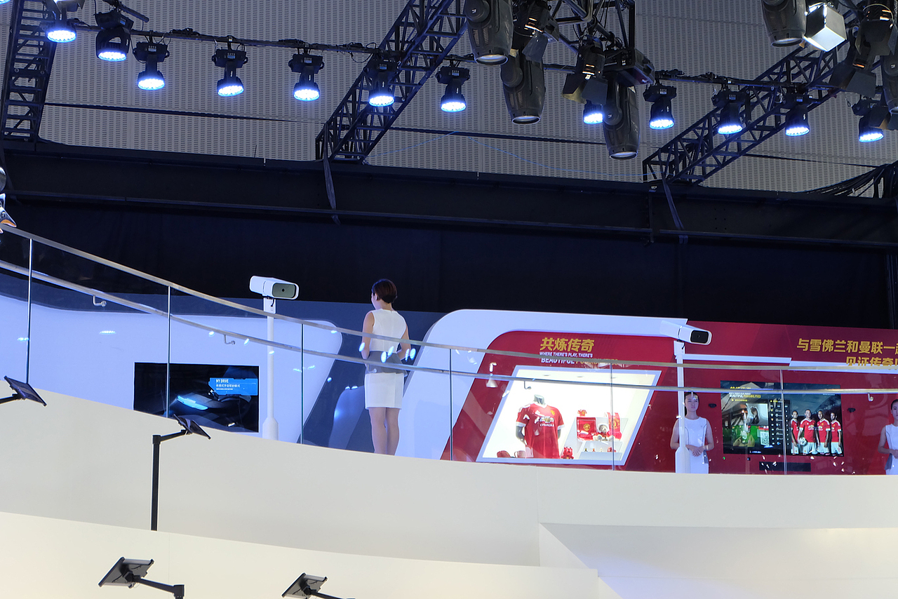 互动体验_雪佛兰AR 广州车展2015（图ZMzg0NjUyNTI=） - 人机交互 - 站酷设计师葛子万原创素材 - 站酷ZCOOL