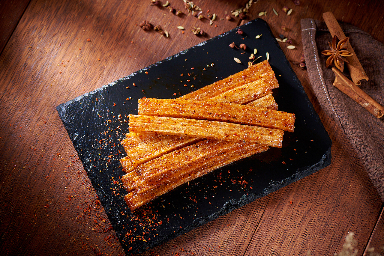 辣条拍摄（图ZMTUxNjQzODA4） - 产品摄影 - 站酷设计师迈阔文化原创素材 - 站酷ZCOOL