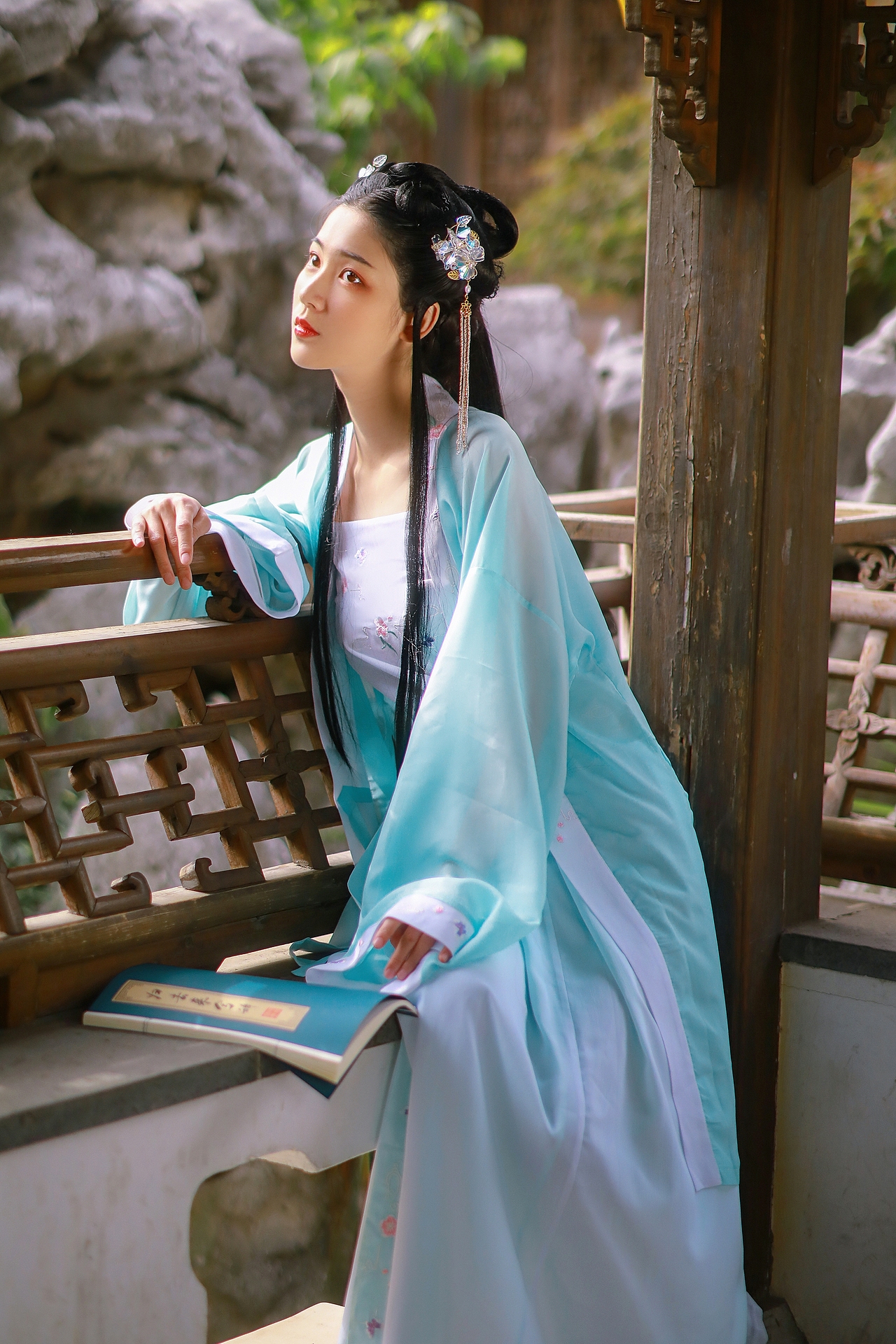 閑庭。（圖ZMTYxNDE3Mzky） - 人像攝影 - 站酷設(shè)計師十只喵ww原創(chuàng)素材 - 站酷ZCOOL