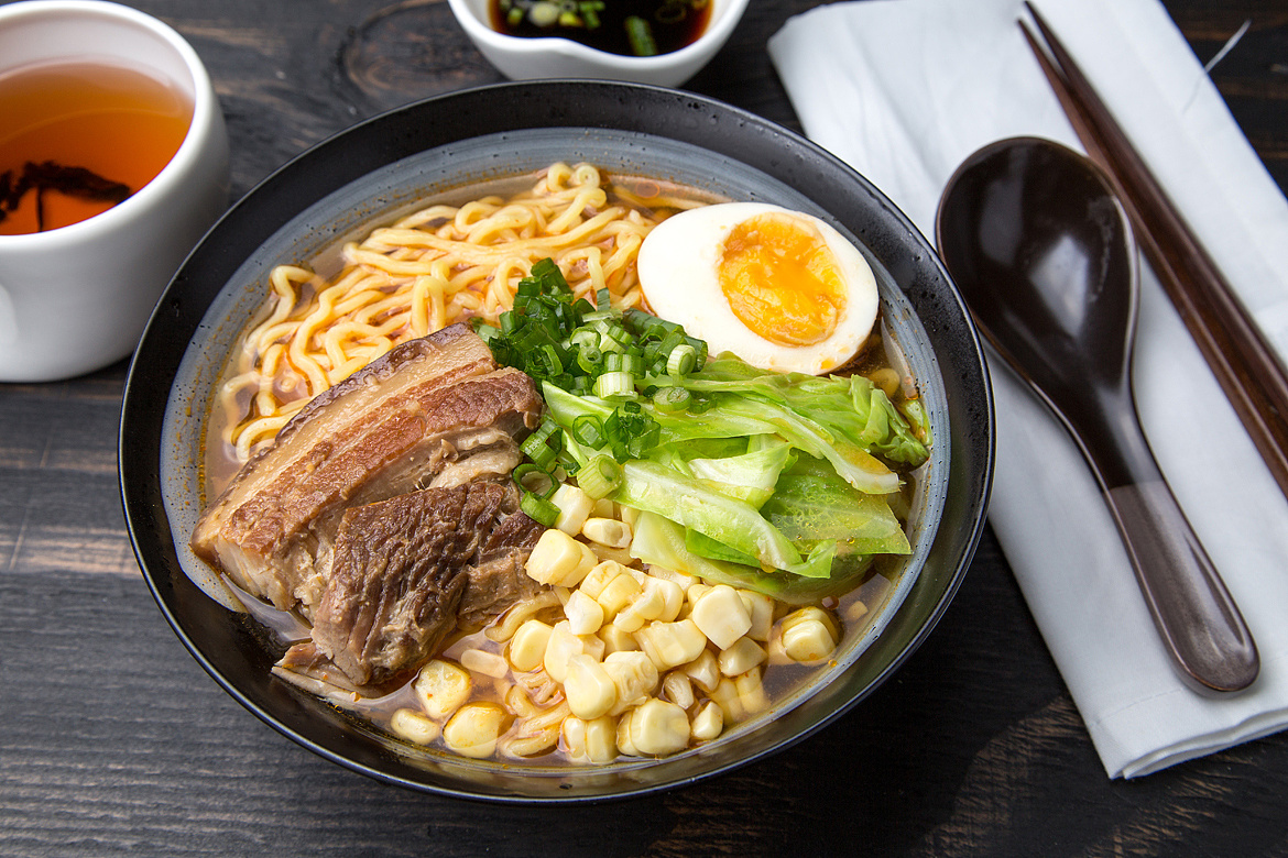 日式豚肉拉面特写