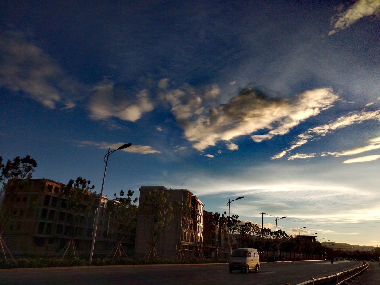 天空之境（二）——天空摄影手机摄影（图ZMTU5MDQ5MTUy） - 风光摄影 - 站酷设计师文二毛原创素材 - 站酷ZCOOL