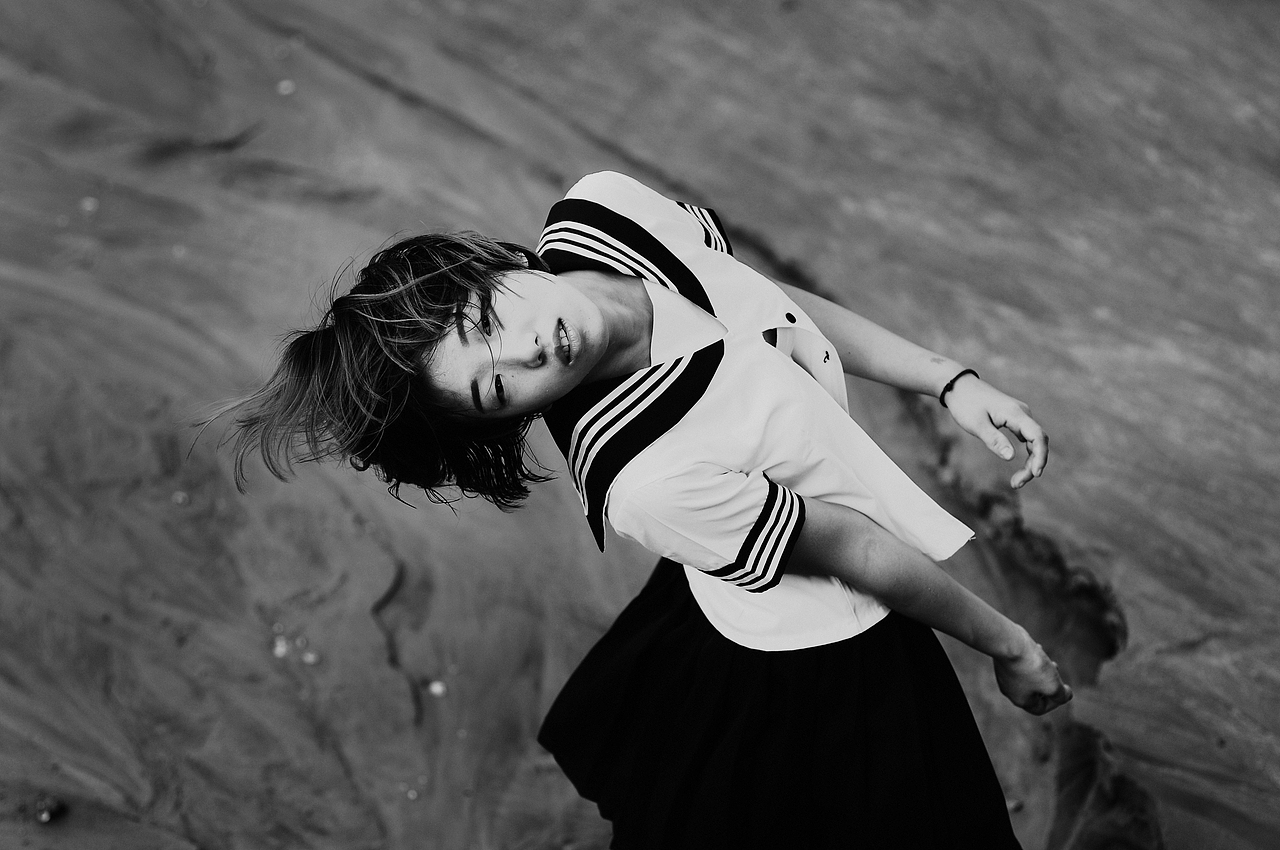 【海的这边，海的那边】（图ZNTA3NDI3Mjg=） - 人像摄影 - 站酷设计师Tony恶魔的艺术馆原创素材 - 站酷ZCOOL