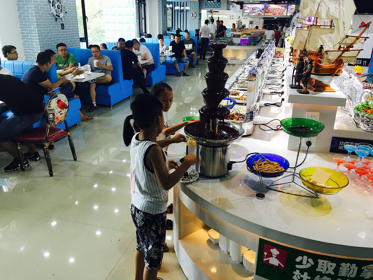 自助餐厅筹备开业 自助餐厅选址定位 自助餐厅烤肉配方