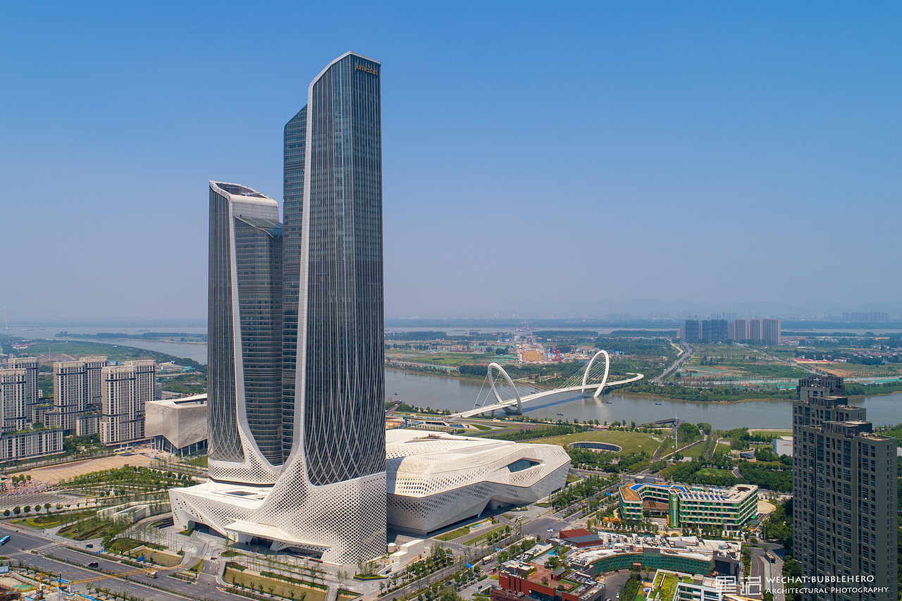 建筑摄影城市风光南京国际青年文化中心双子塔