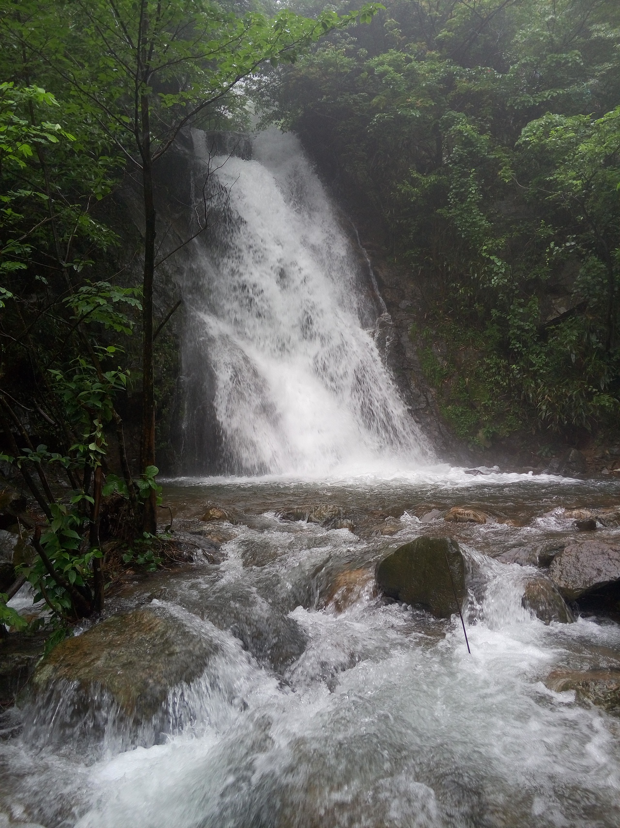 山水之间（图ZMTAxMDY0MzQw） - 风光摄影 - 站酷设计师阿伟OVO原创素材 - 站酷ZCOOL