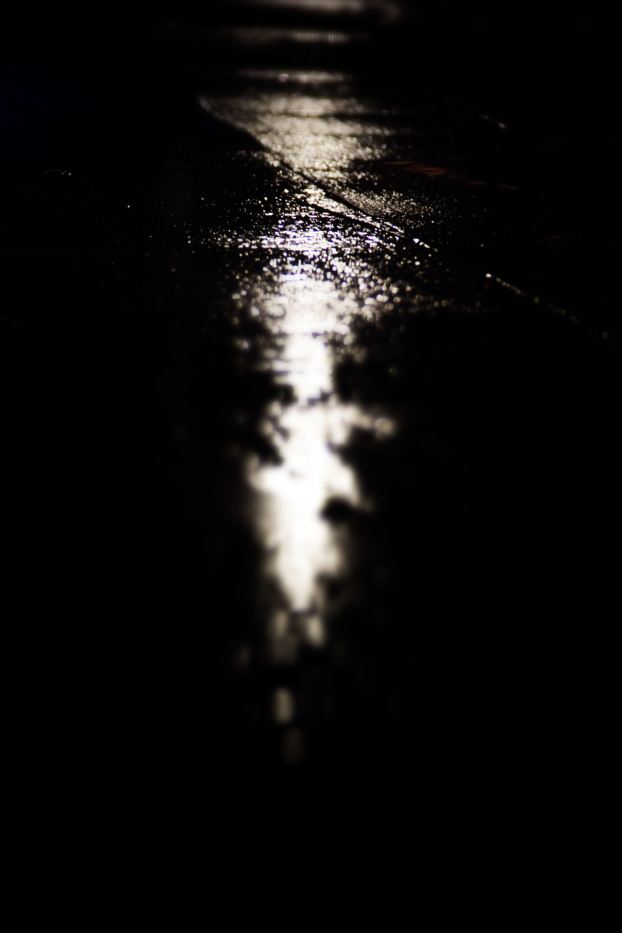拉萨夜雨图片背景图片图片