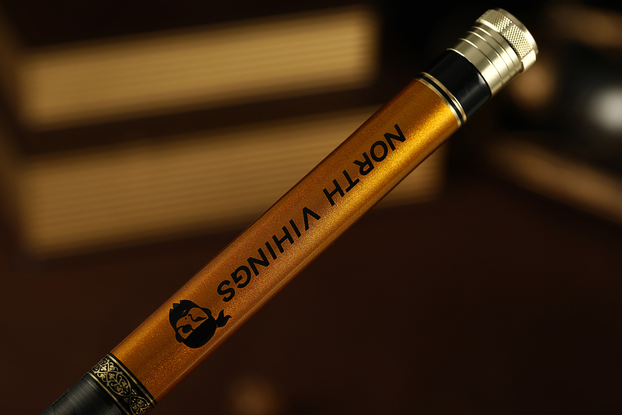 来两张鱼竿原图（图ZMTAwMDAyMjM2） - 产品摄影 - 站酷设计师科润商业摄影师原创素材 - 站酷ZCOOL