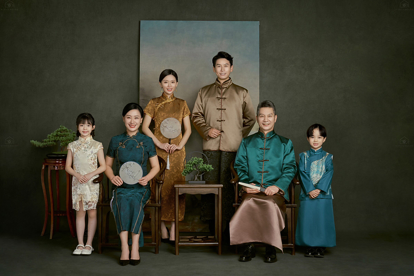 全家福礼服款服装