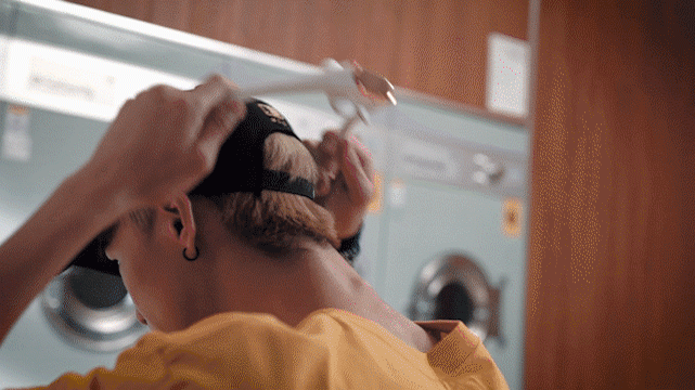 『 平面+视频 』人与物颈部按摩仪 ✖ foodography（图ZMjMzOTc5MDEy） - 产品摄影 - 站酷设计师Foodography原创素材 - 站酷ZCOOL