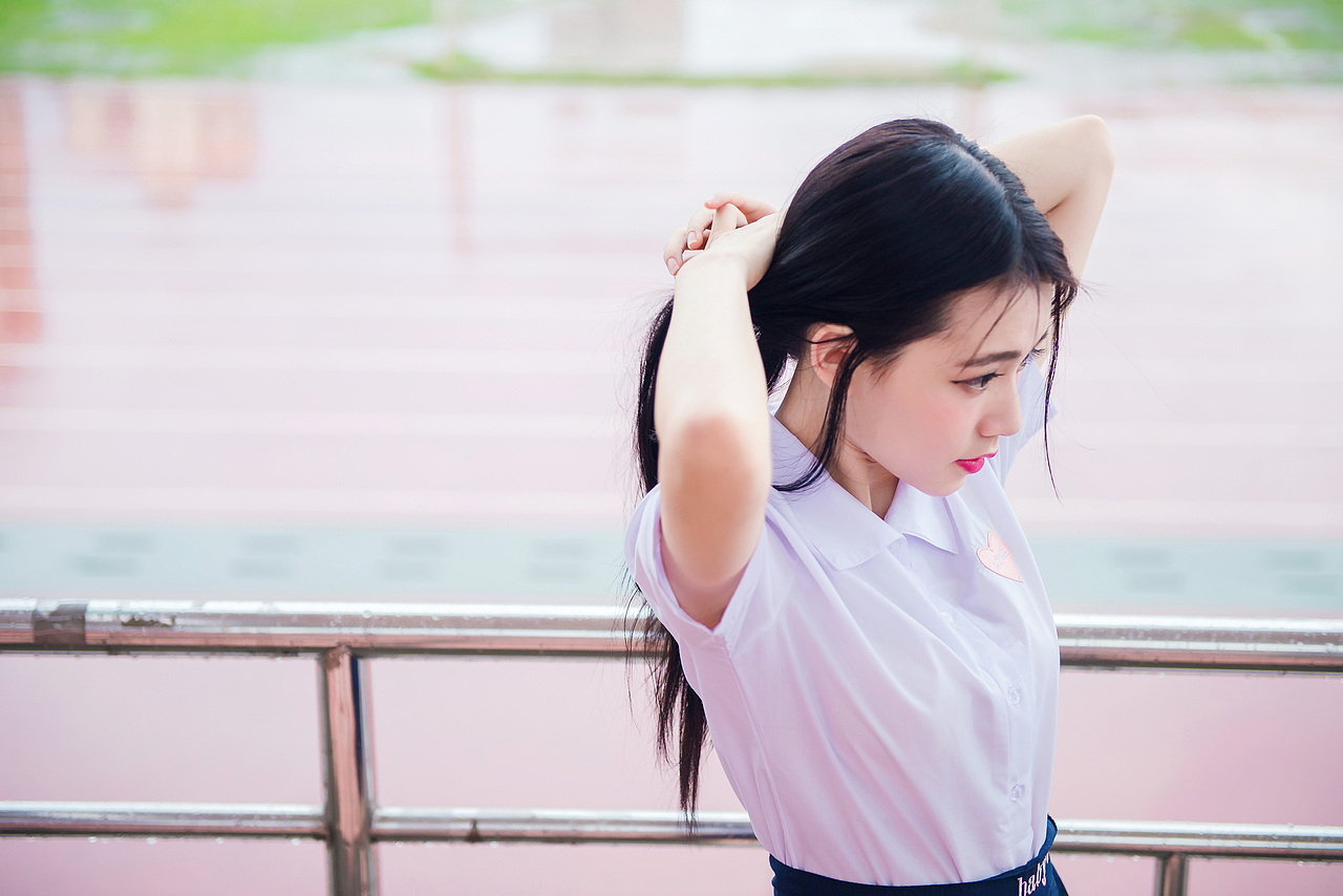 陰天假期（圖ZNTQxOTg0MzI=） - 人像攝影 - 站酷設(shè)計(jì)師大眼祥原創(chuàng)素材 - 站酷ZCOOL