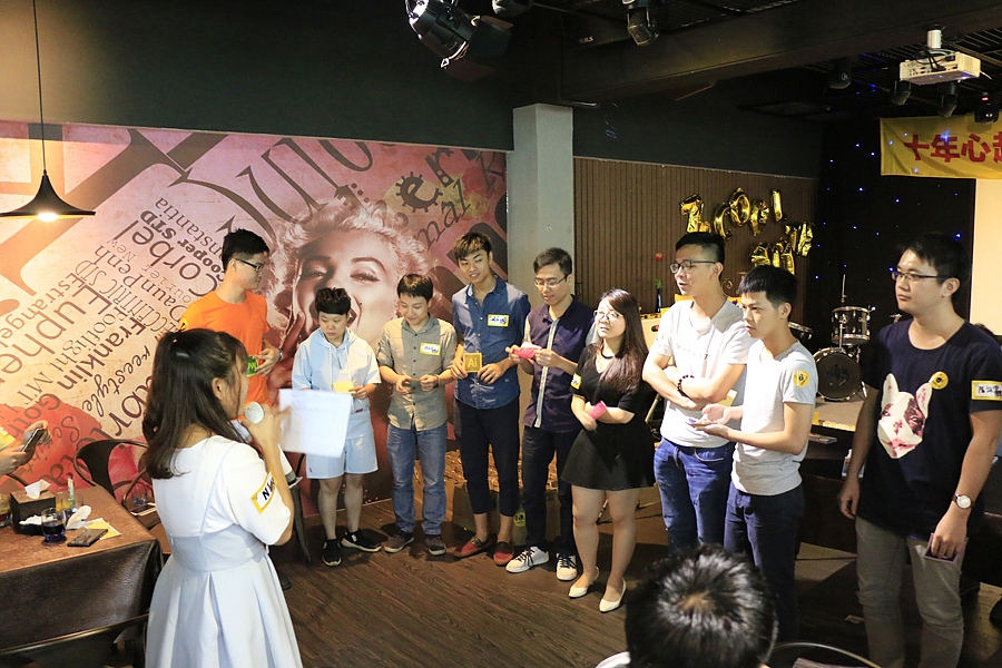 站酷十周年大趴聚会潮汕站(图ZNjI5NDMyMTI=) - 人像摄影 - 站酷设计师jweeety原创素材 - 站酷ZCOOL