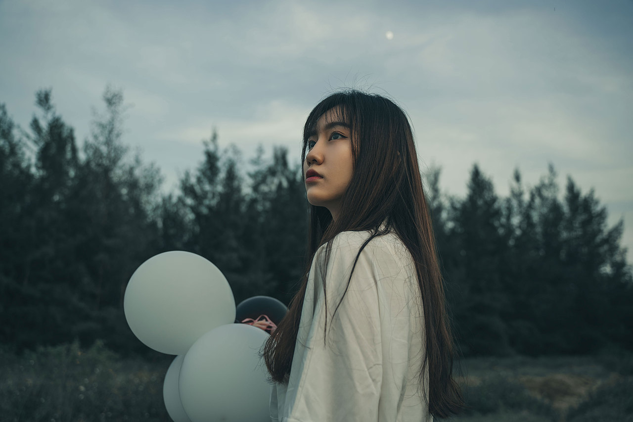 隨波逐流（圖ZMTg2NTk3NTIw） - 人像攝影 - 站酷設(shè)計(jì)師FUN7芳柒原創(chuàng)素材 - 站酷ZCOOL