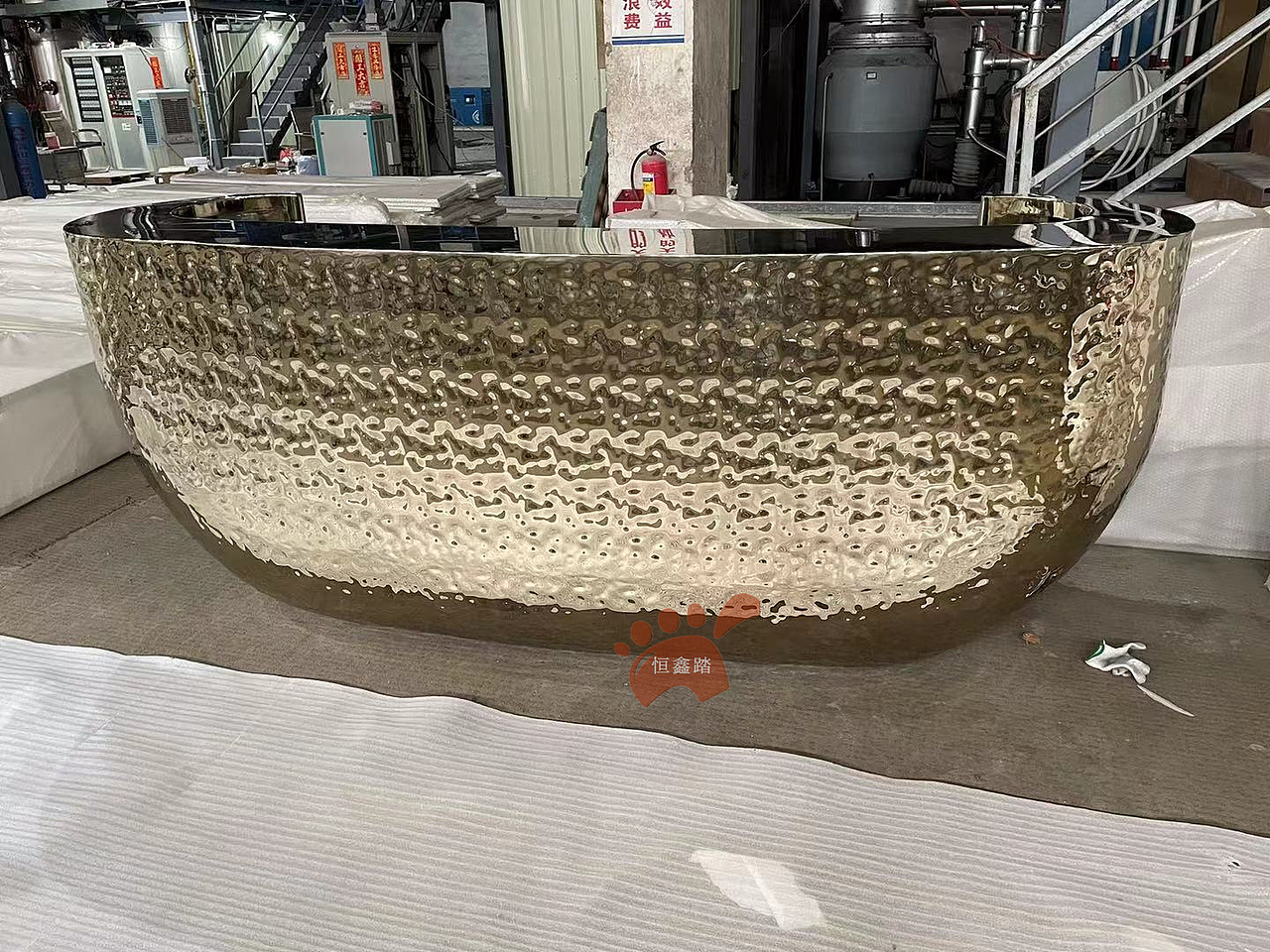 养生会所不锈钢前台接待桌水波纹不锈钢吧台轻奢现代风