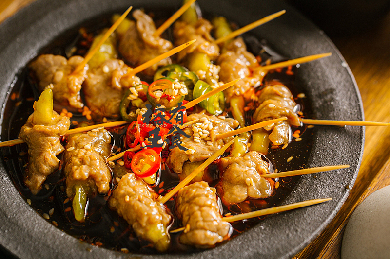 榕有玉食红油捞汁泡椒牛肉