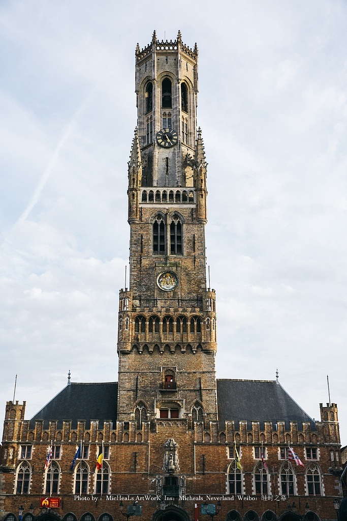不免俗的来一张布鲁日大钟楼的立面吧!