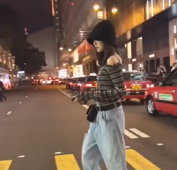 现在的女装街拍都是什么样子的