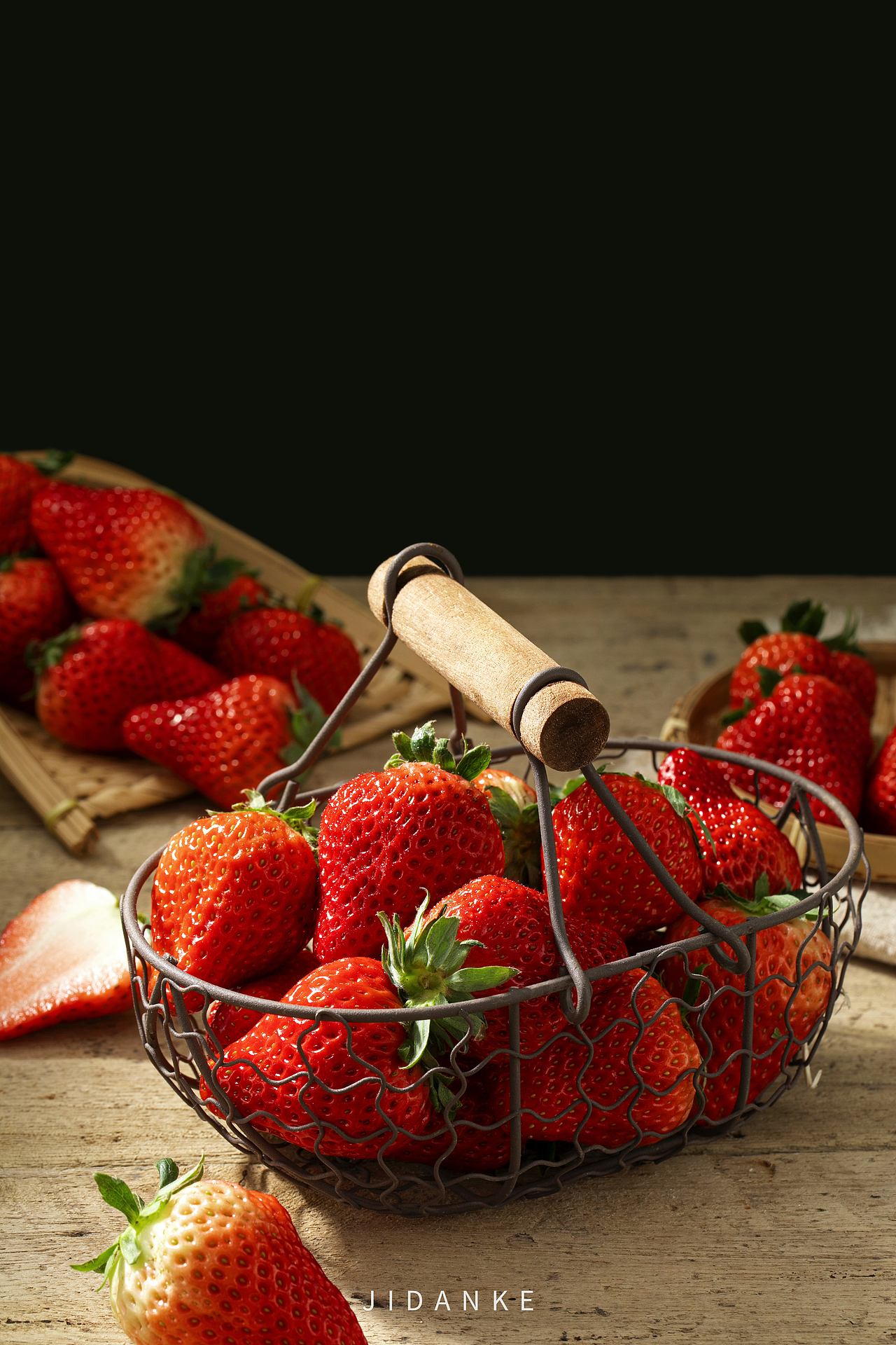 红颜草莓（图ZMjg0MTUzNDgw） - 美食摄影 - 站酷设计师鸡蛋壳的后期原创素材 - 站酷ZCOOL