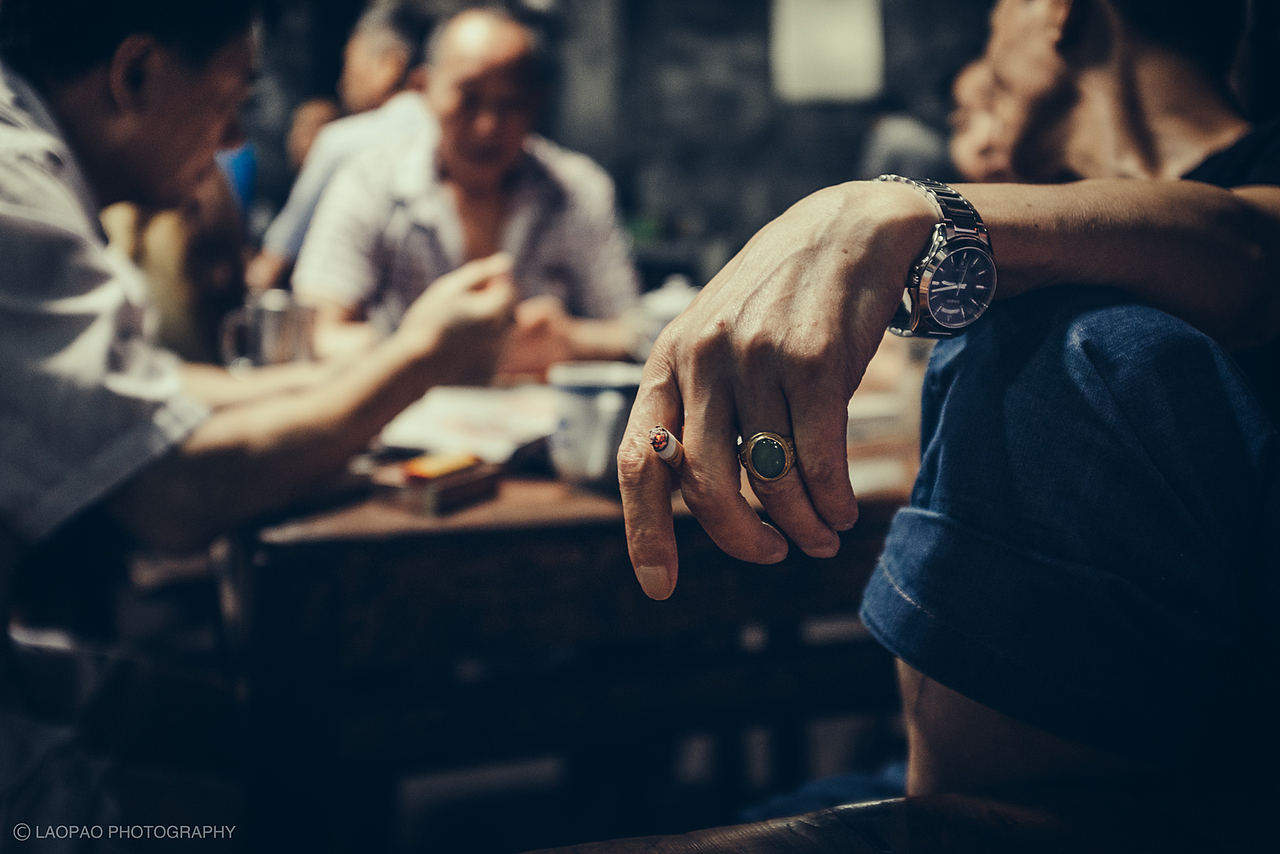 交通茶馆（图ZODQzODA0MzI=） - 人文/纪实摄影 - 站酷设计师老炮叔叔原创素材 - 站酷ZCOOL