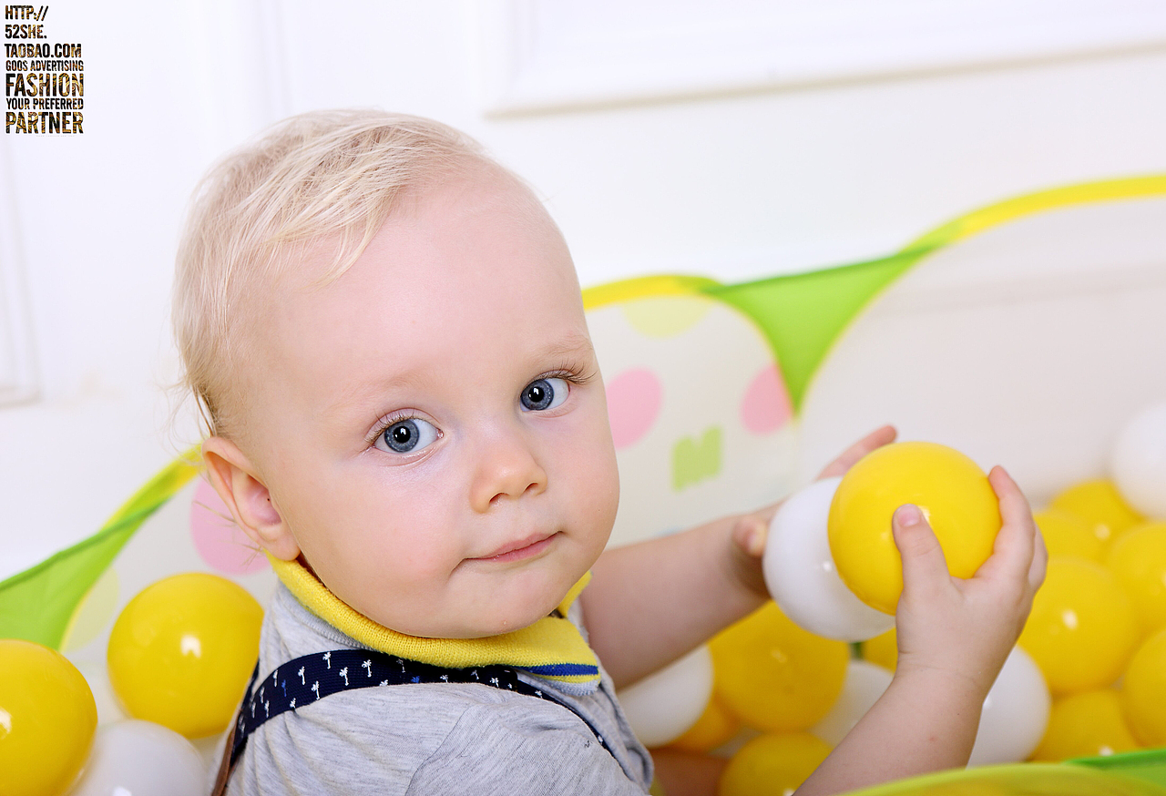 儿童帐篷玩具拍摄 毛绒婴儿玩具公仔产品淘宝摄影女装鞋子童装积木食品静物拍摄服务