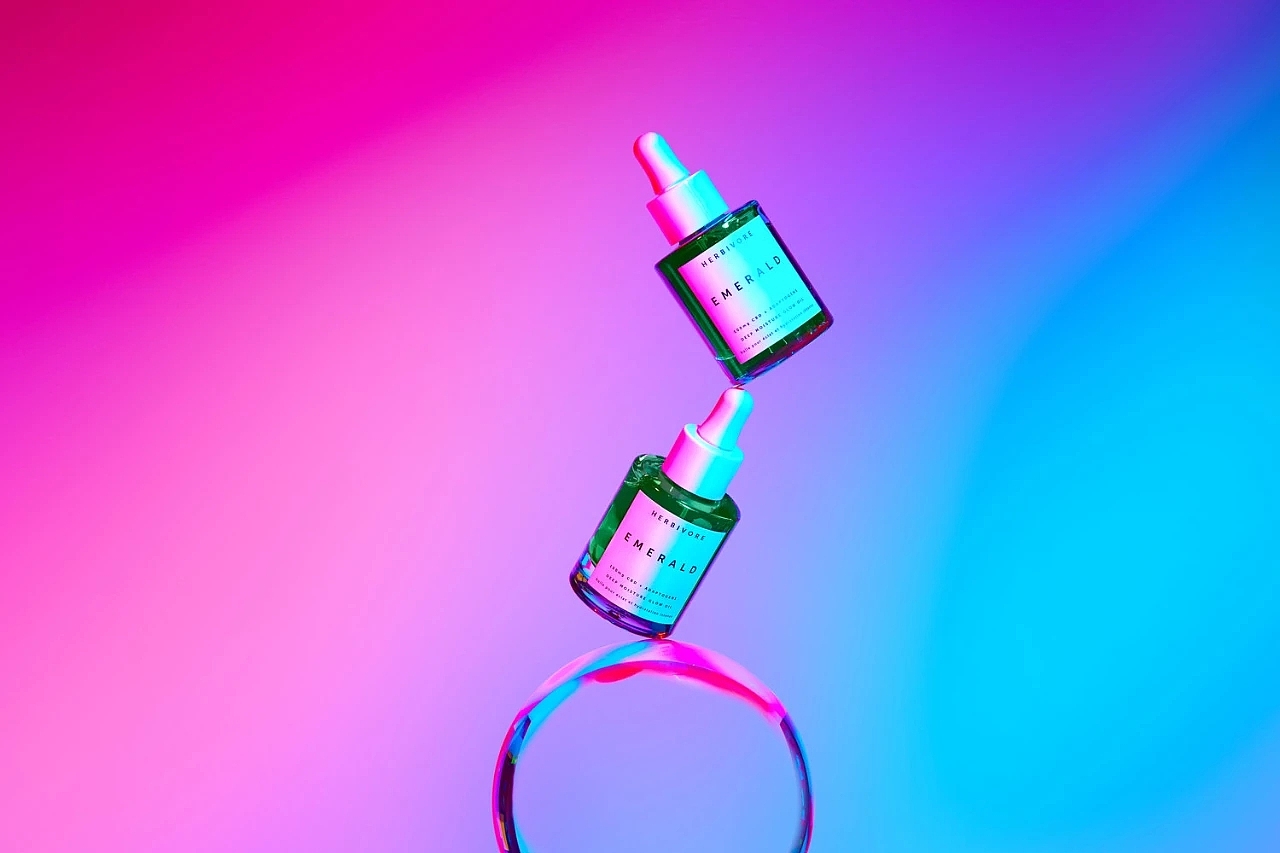 爆炸视觉传达（护肤品）