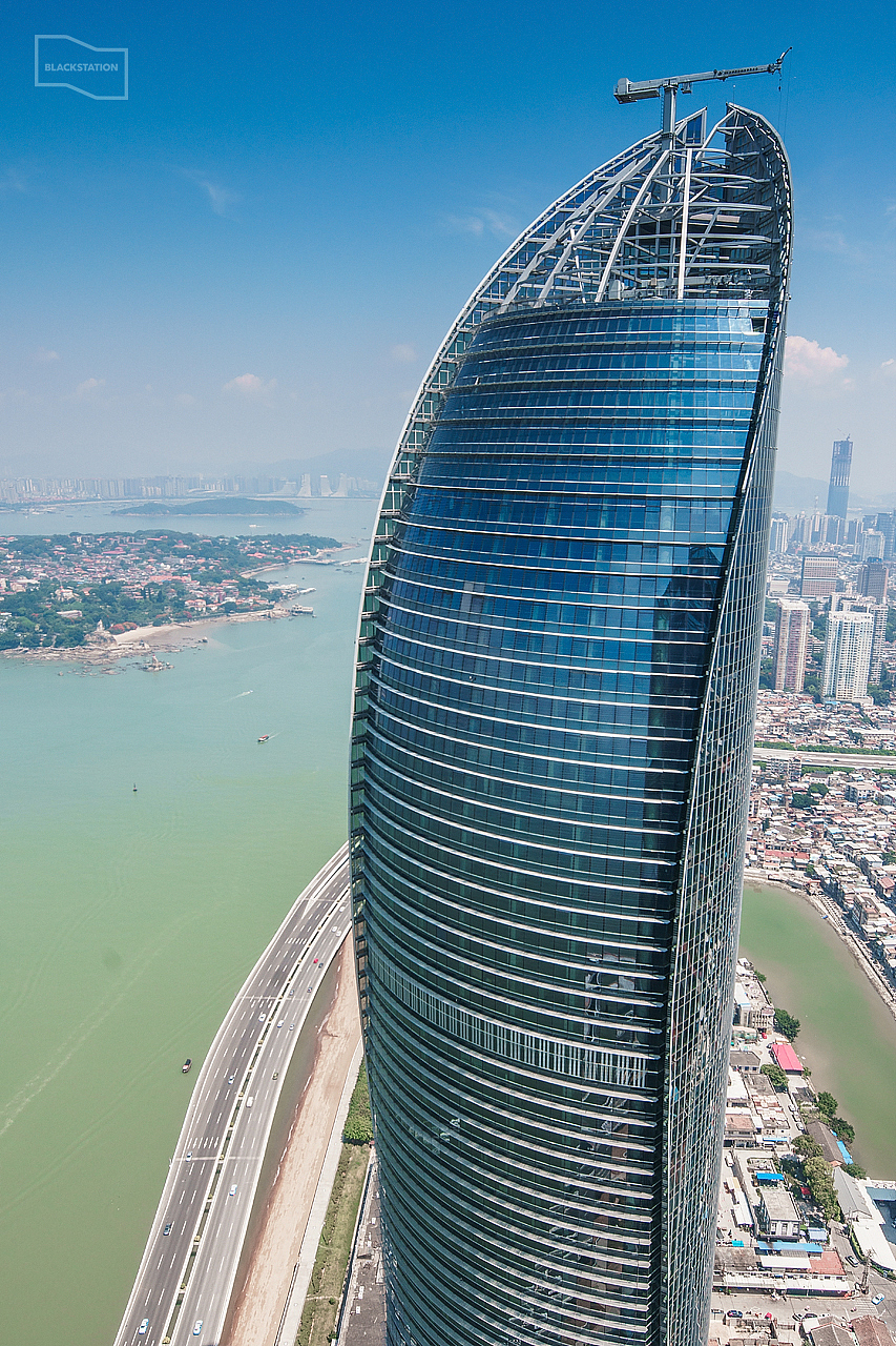 中国第一双子塔厦门世茂海峡大厦